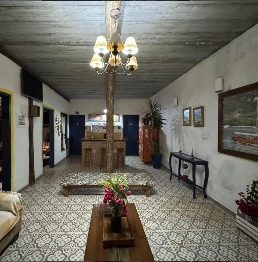 Vilarejo Praia Do Pereque Suites Ilhabela Εξωτερικό φωτογραφία